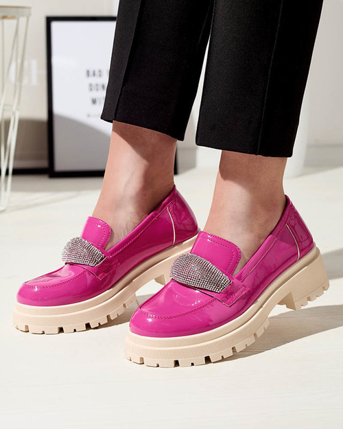 Лаковані жіночі мокасини кольору фуксії з орнаментом Averado-Footwear