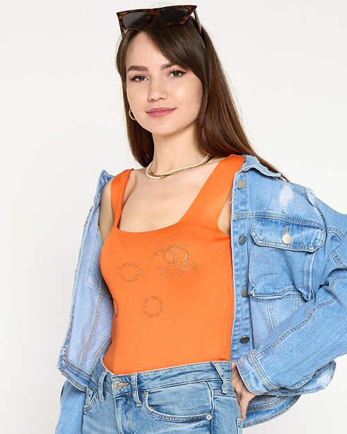 Помаранчевий топ із золотистими цирконами