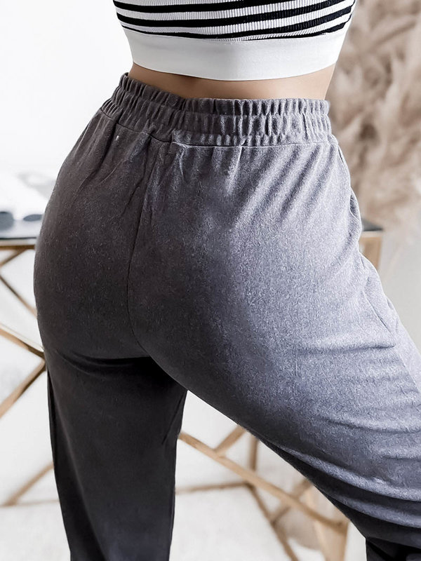 Dámské šedé tepláky PLUS SIZE- Oblečení