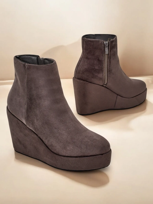 Жіночі черевики на каблуку Royalfashion Sieffa