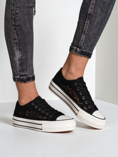 Royalfashion Жіноче перфороване кросівки Nizzet