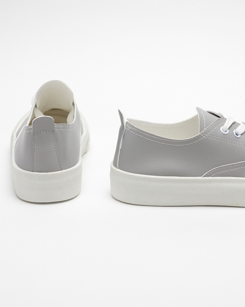 Сірі жіночі кросівки Lorino - Взуття