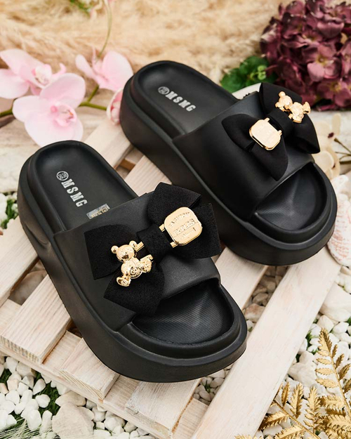 Жіночі гумові шльопанці Royalfashion з декоративним бантом Apis