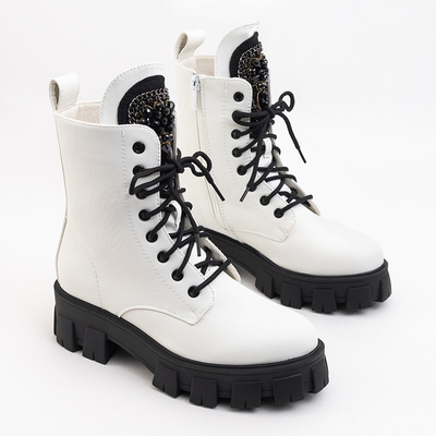 Білі жіночі черевики з прикрасою Vica