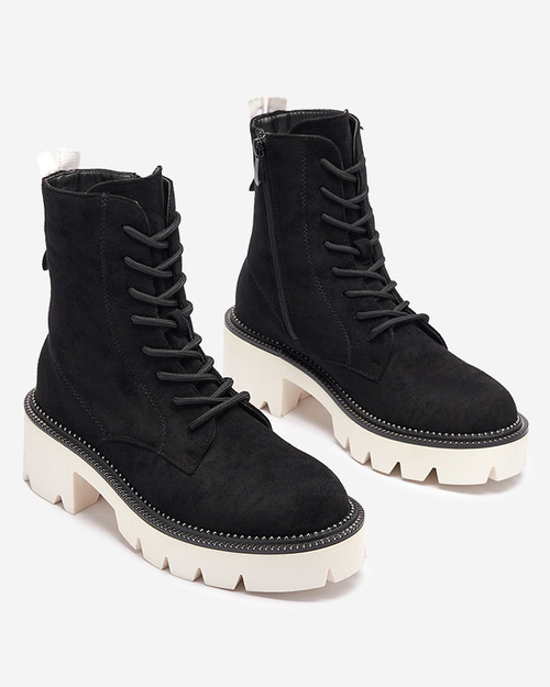 Чорні жіночі чоботи на низькій посадці Savet - Взуття