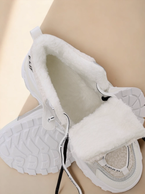 Жіночі кросівки Royalfashion з теплим підкладом Pieco