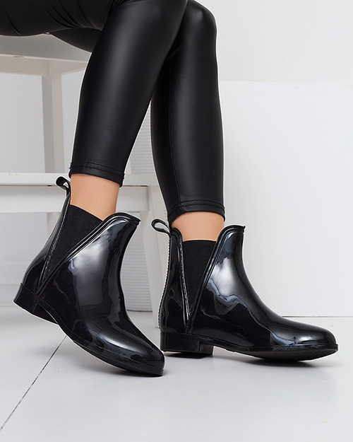 Чорні лаковані жіночі напівчеревики Seris - Взуття