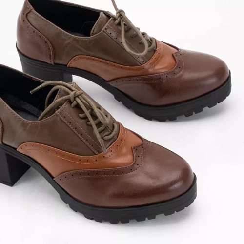 OUTLET Темно-коричневі жіночі туфлі на посту Tiarino - Взуття