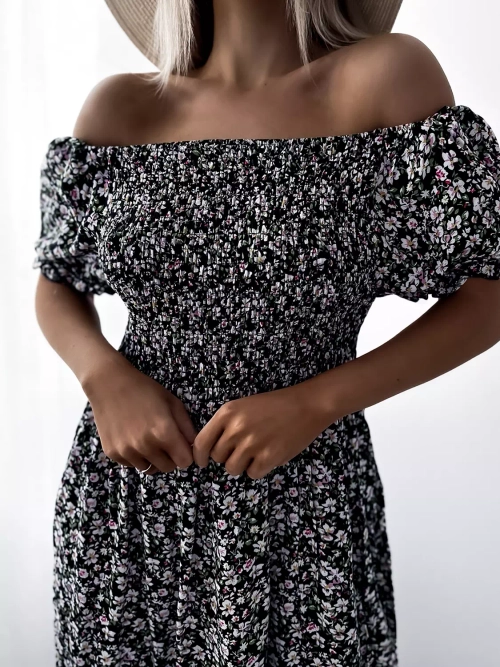 Чорна жіноча квітчаста сукня міді - Одяг