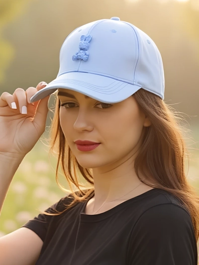 Royalfashion Kšiltovka s nášivkou Bunny Chic
