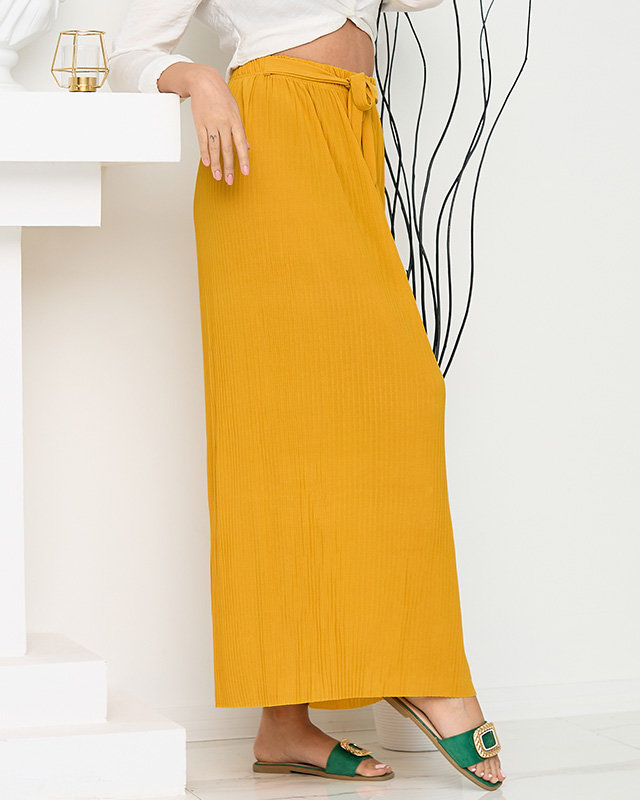 Dámská hořčicová skládaná midi sukně s knoflíky - Obuv