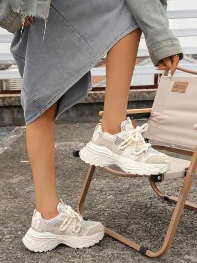 Royalfashion жіночі спортивні кросівки на товстій підошві Loness