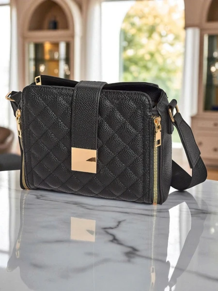 Černá dámská kabelka Demetra z ekologické patentové kůže, elegantní