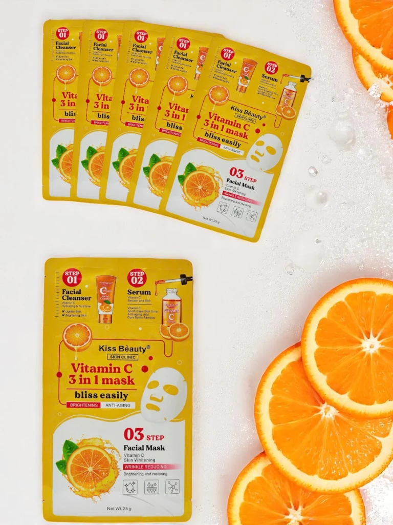 3v1 maska – 1 čištění obličeje, 2 sérum, 3 rozjasňující maska s vitamínem C