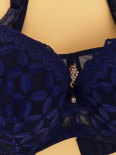 Royalfashion Dámská vyztužená podprsenka s krajkou