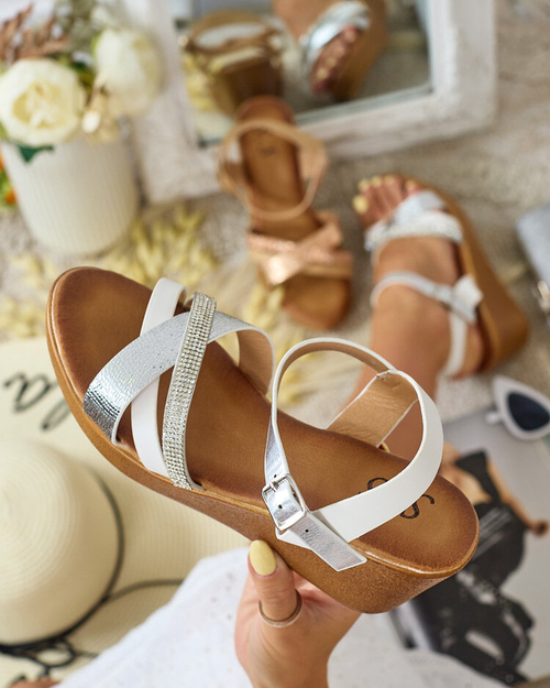 Royalfashion Жіночі босоніжки з цирконами Bozi