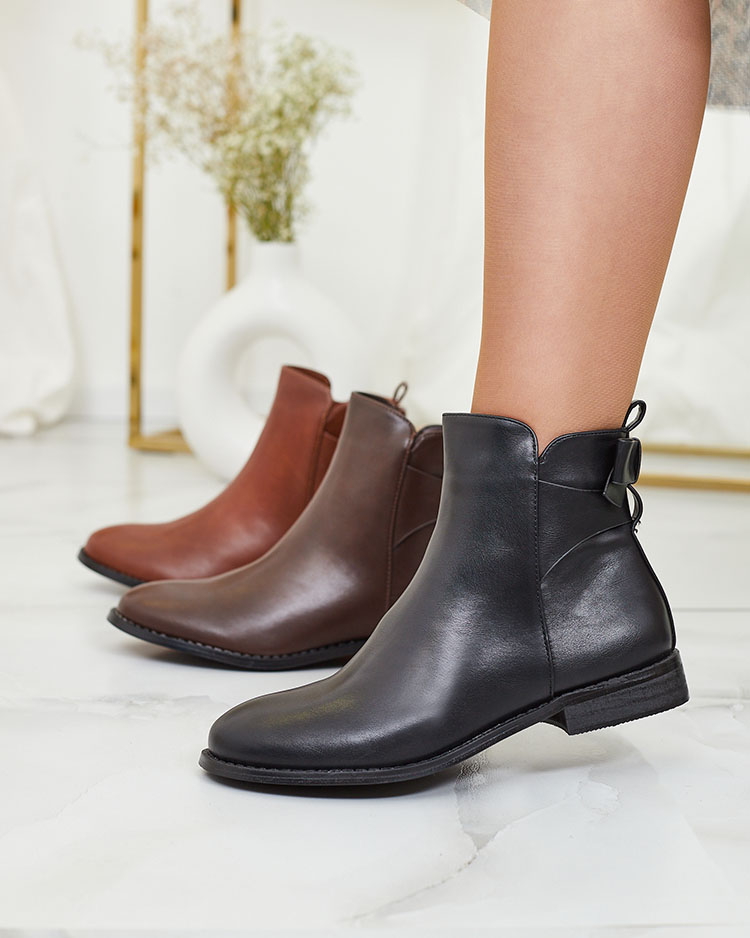 Royalfashion Černé dámské kozačky a'la sztyblety s ozdobami Ederte