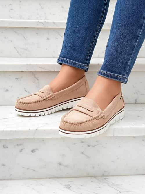 Bottega Elegante Чекає на Вас