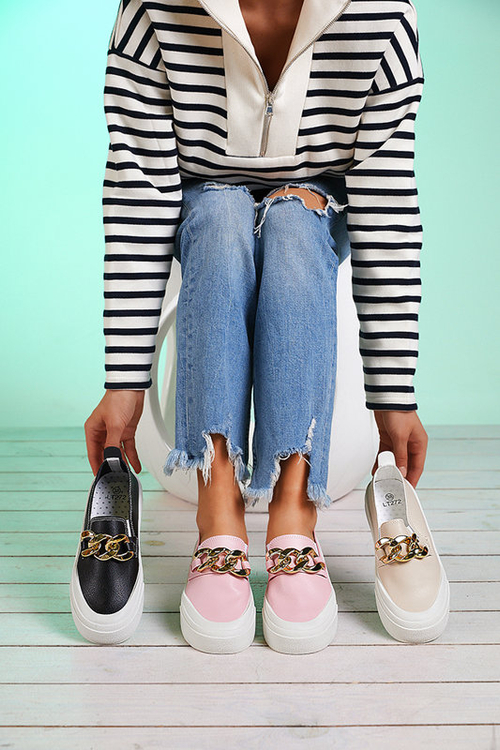 Чорні жіночі сліпони на більш товстій підошві з декором Senula - Взуття