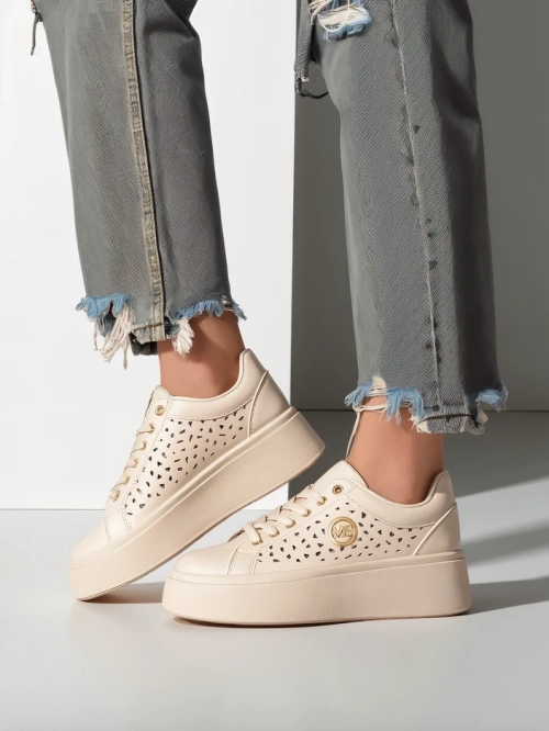 Жіночі Снікерси Ecru на платформі Boreas Royalfashion екошкіра