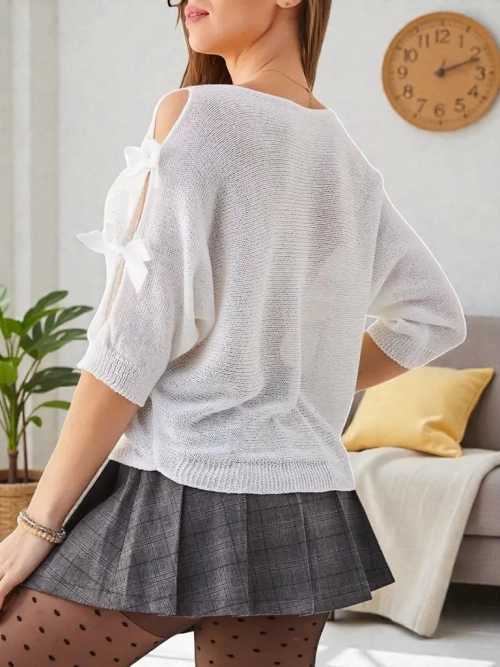 Bluzka Damska Flora Biała z Odkrytymi Ramionami na Lato