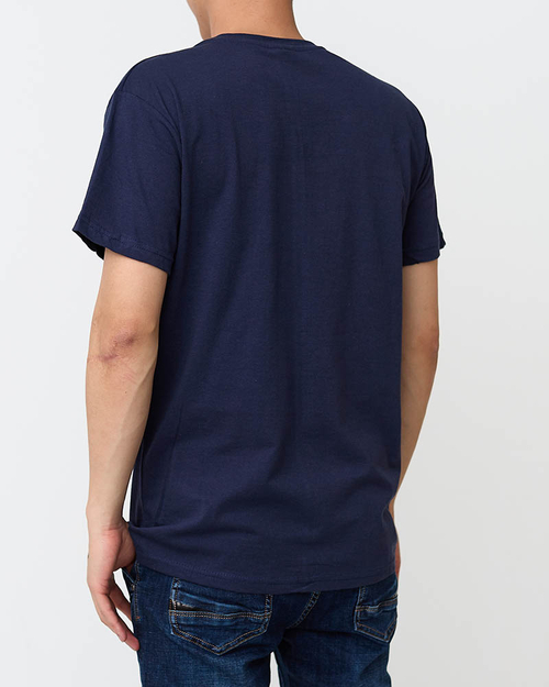 Чоловіча темно-синя футболка з принтом - Одяг