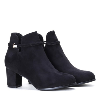 Czarne botki na słupku z eko-zamszu Andele - Obuwie