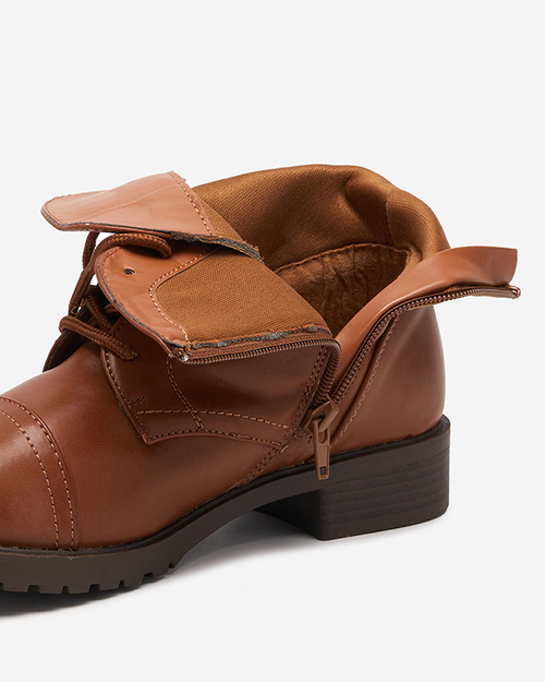 Коричневі жіночі чоботи на низькому каблуці Verasi