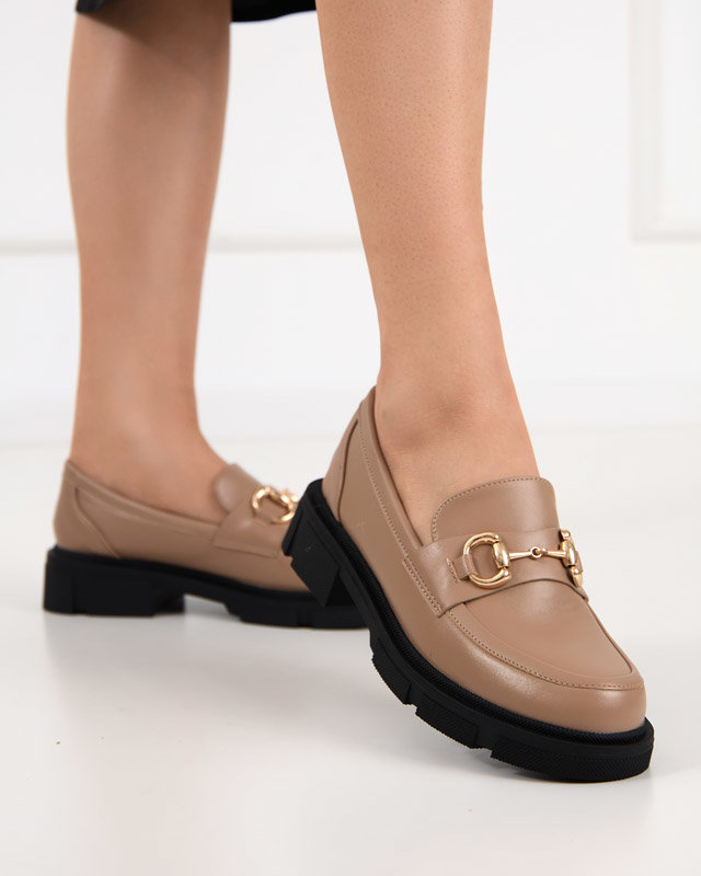 OUTLET Světle hnědé dámské boty s ozdobou na nose Veteca - Obuv