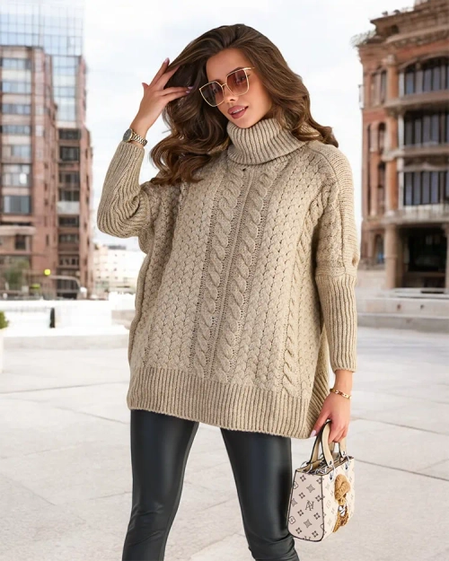 Жіночий светр з водолазкою Royalfashion