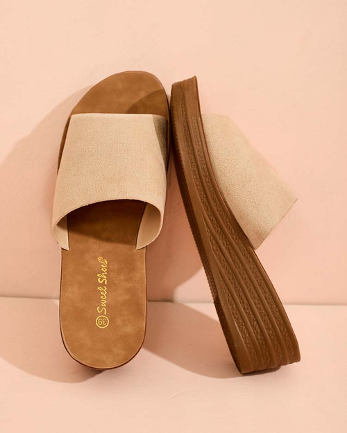 Royalfashion Жіночі шльопанці Saffil на низьких підборах