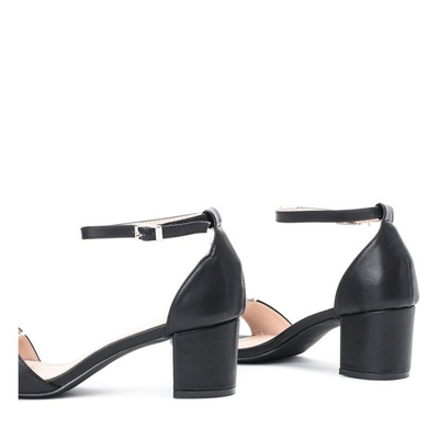 Černé sandály na nízkém sloupku Catherna - Obuv 1
