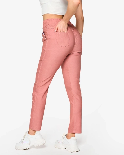 Dámské kalhoty z příjemné tkaniny v růžové barvě PLUS SIZE- Oblečení