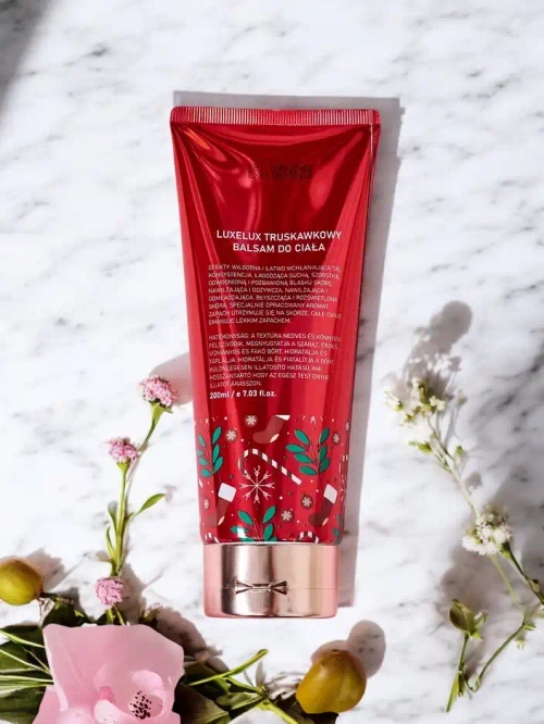 Luxelux Різдвяний бальзам для тіла з ароматом полуниці 300 мл