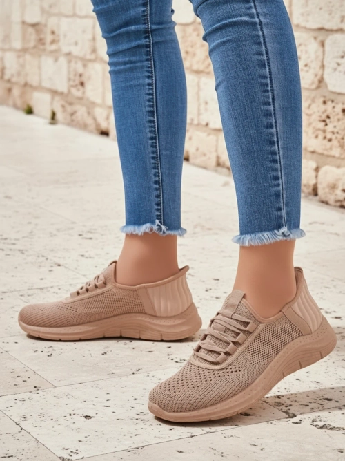 Royalfashion Slip-on жіночі спортивні черевики з тканини Arrate