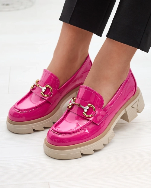 Лаковані жіночі мокасини кольору фуксії з кристалами Inriw - Взуття