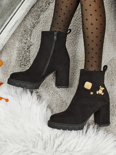 Dámské kotníkové boty eko semišové na sloupku Bearr