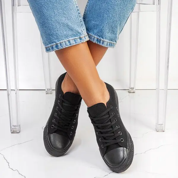 Кросівки на шнурівці OUTLET Black Drive - Взуття