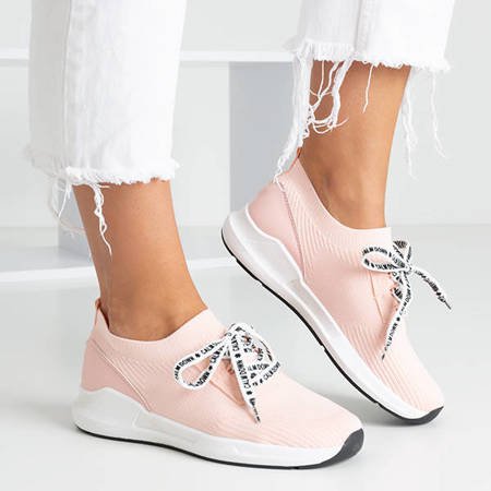 Жіноче спортивне взуття Calme Pink - Взуття