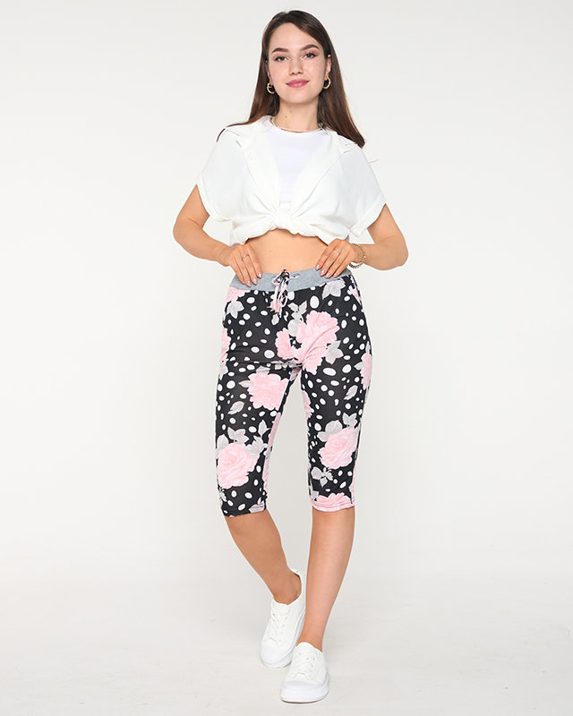 Жіночі чорні шорти 3/4 довжини з рожевими квітами - Одяг