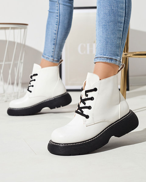 Білі жіночі черевики з екошкіри на суцільній підошві Getys - Взуття