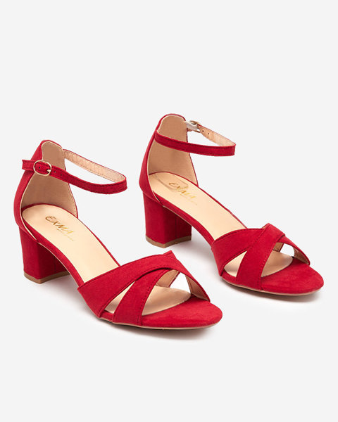 Червоні жіночі босоніжки на пост Ненки - Взуття