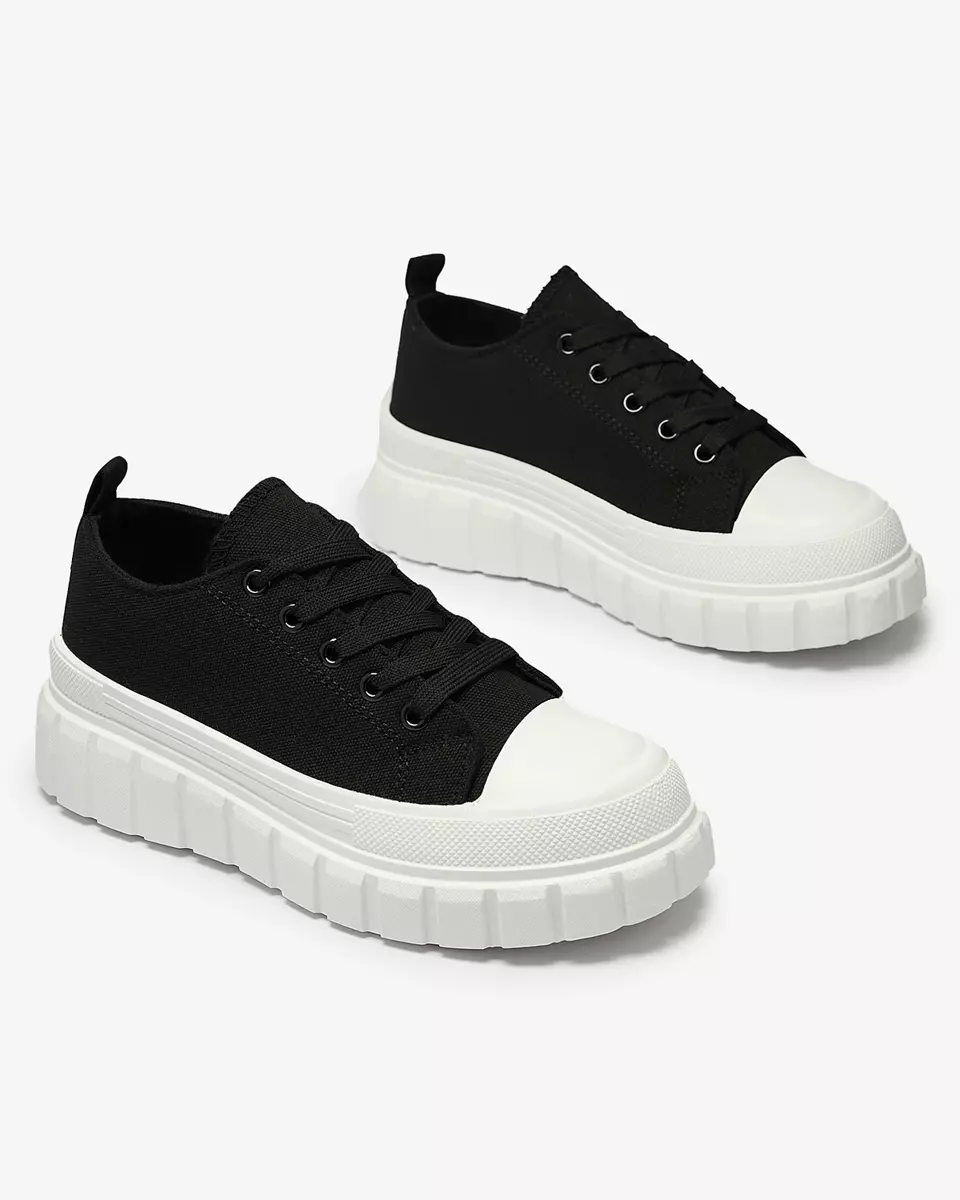Чорні спортивні кросівки на платформі Daskko- Footwear