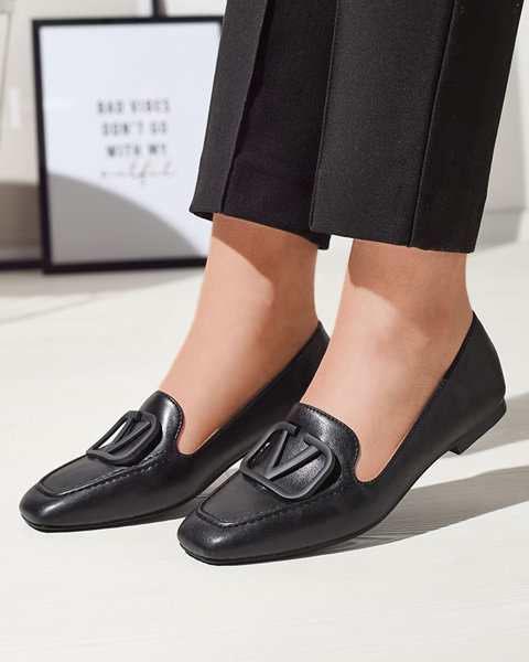 Чорні жіночі мокасини з орнаментом в тон Terika - Взуття