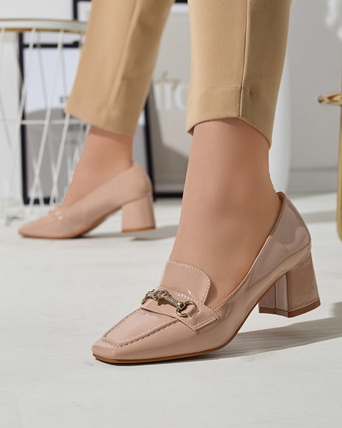 Лаковані жіночі туфлі-мокасини кольору nude Welmok- Взуття
