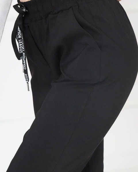 Жіночі тканинні штани чорного кольору - Одяг